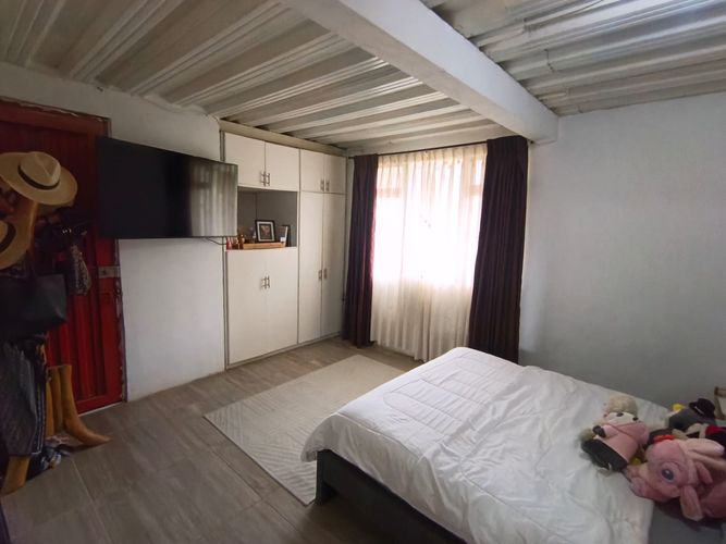 Finca en venta en Versalles, Manizales, 378 m² · foto 8 de 23