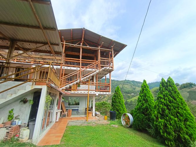 Finca en venta en Versalles, Manizales, 378 m² · foto 21 de 23