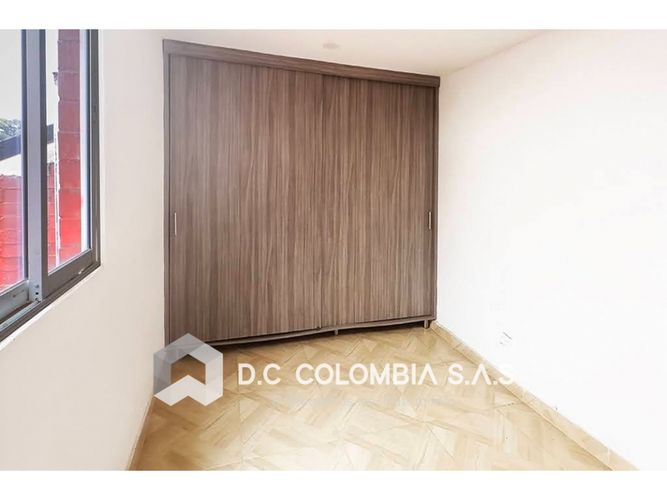 Apartamento en venta en Sector Alto De Los Chorros, Cali · foto 2 de 8