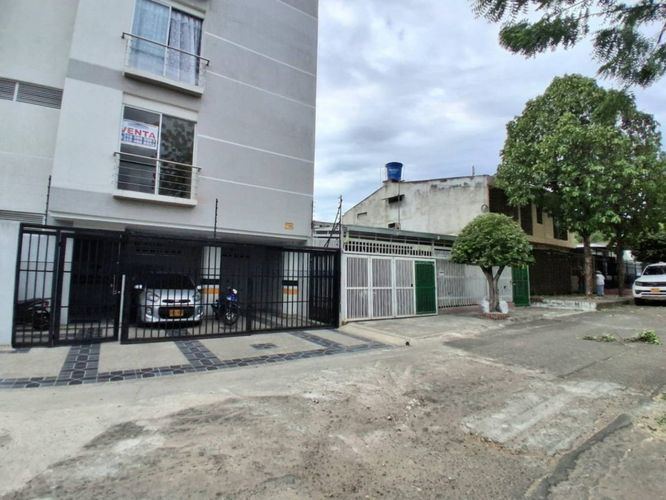 Apartamento de 2 alcobas en venta en Ipanema, Neiva, 76 m² · foto 3 de 18