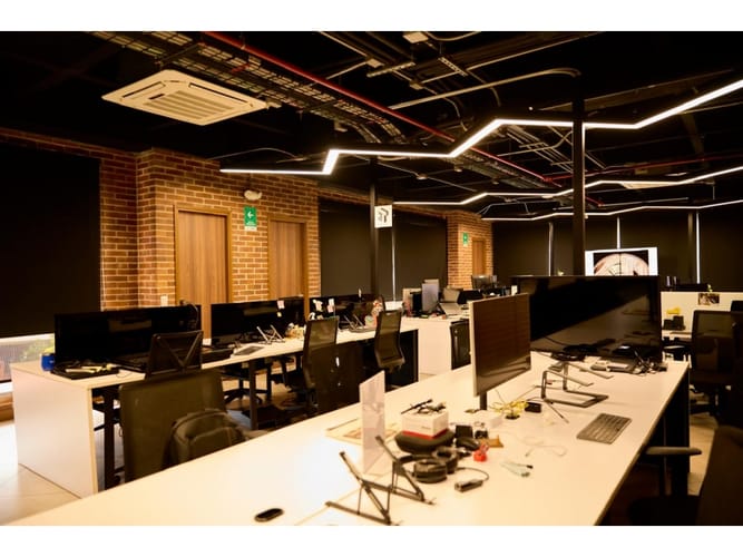 Oficina en arriendo en El Poblado, Medellín, 120 m² · foto 12 de 24