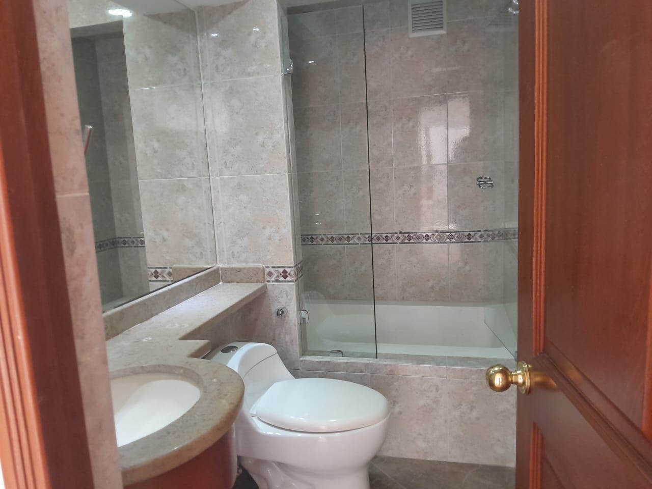 Apartamento en venta en El Contador, Bogotá · foto 19 de 23