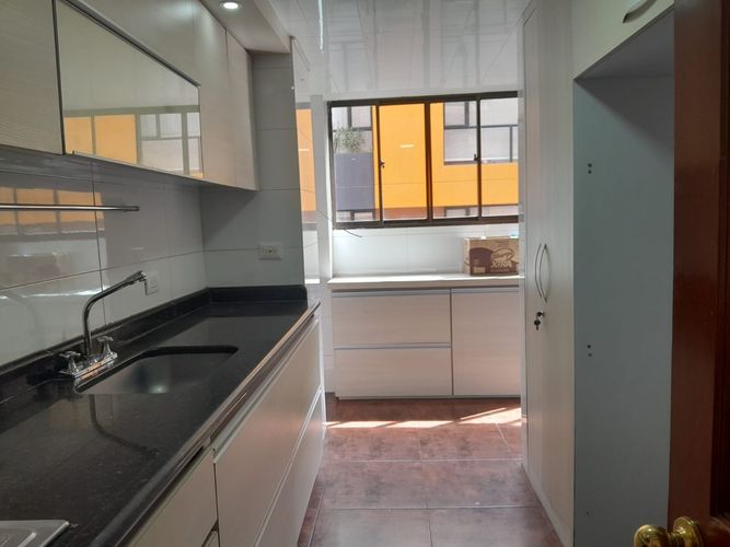 Apartamento en venta en El Contador, Bogotá · foto 7 de 23