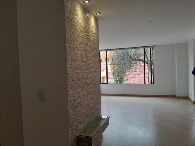 Apartamento en venta en El Contador, Bogotá · foto 2 de 23