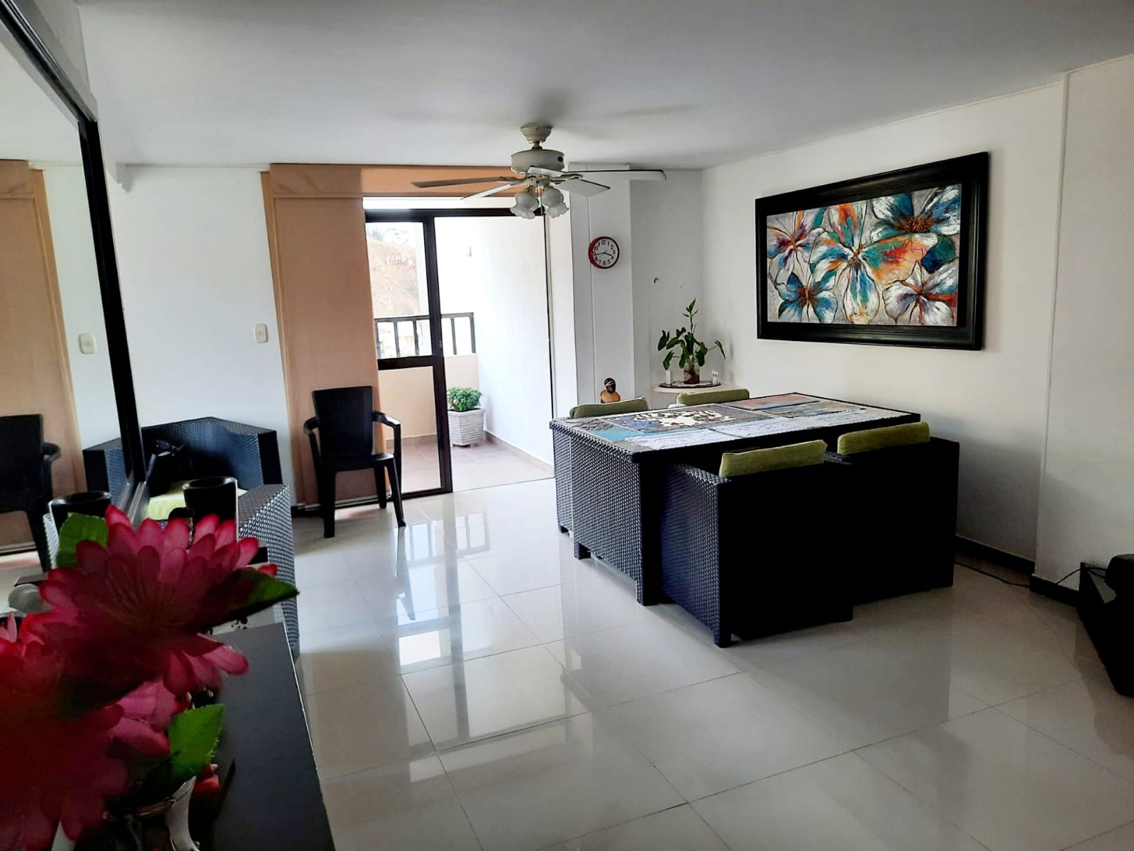Apartamento en venta en Rodadero, Santa Marta · foto 2 de 8