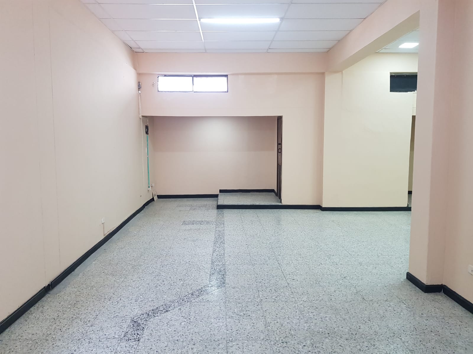 Retail space for rent in Santa martha, Santa marta