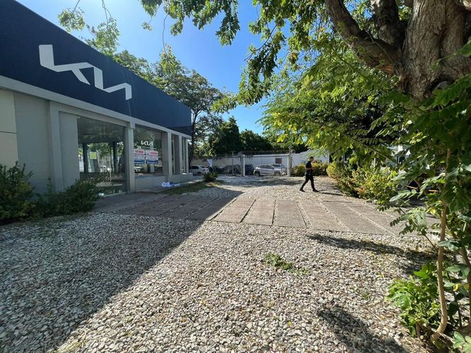 Local en venta en El Prado, Santa Marta, 1400 m² · foto 3 de 8