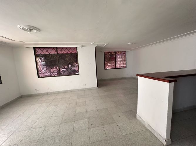 Casa de 5 alcobas en venta en Villa Olimpica Simon Bolivar, Santa Marta, 281 m² · foto 7 de 13