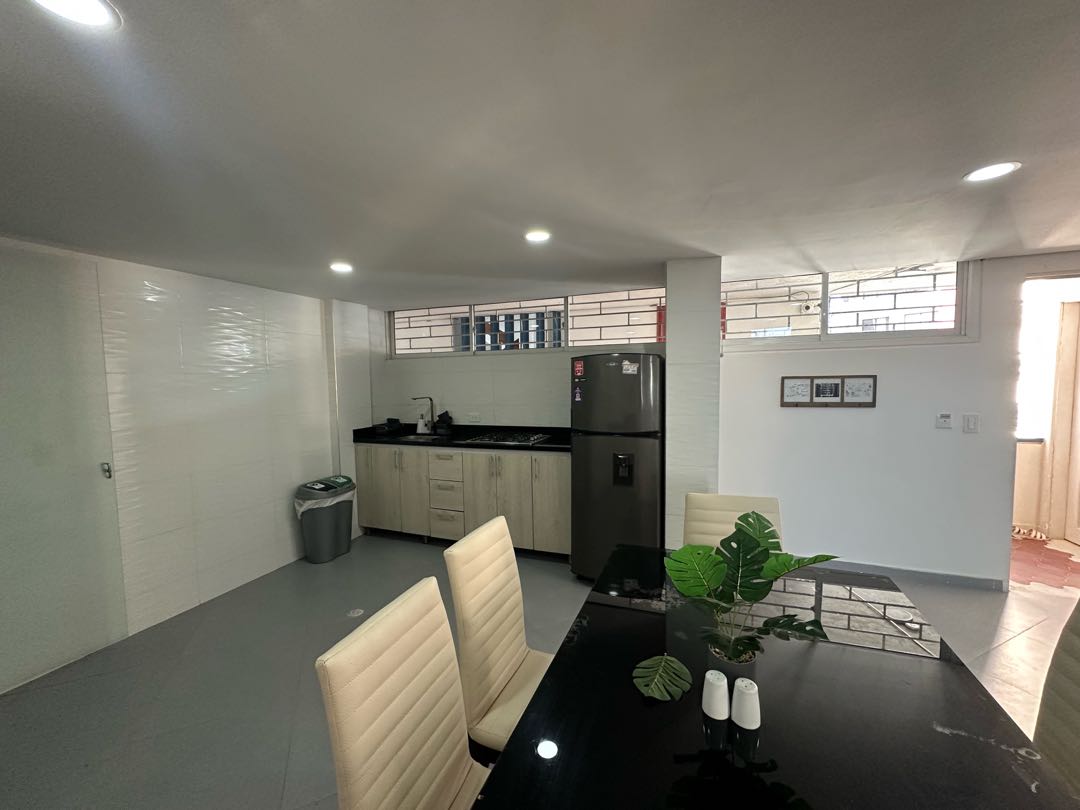 Apartamento en venta en Rodadero, Santa Marta · foto 4 de 15