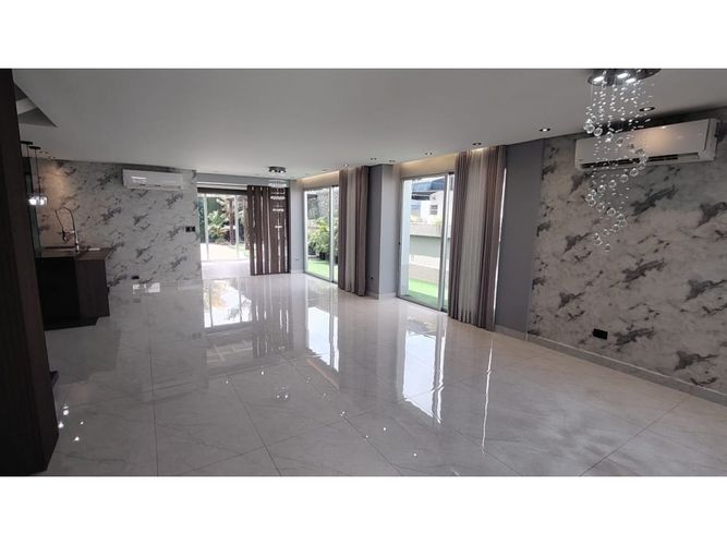 Casa de 4 alcobas en venta en Conjunto Residencial Villa Campestre, Puerto Colombia, 350 m² · foto 3 de 24