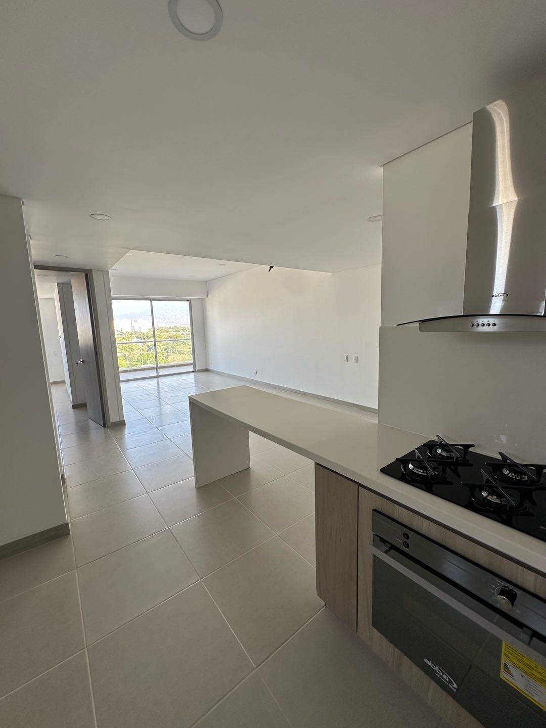 Apartamento en venta en Bellavista, Santa Marta · foto 4 de 13