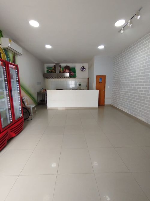 Local en venta en Urbanizacion Parques De Bolivar Iii, Santa Marta, 45 m² · foto 3 de 6