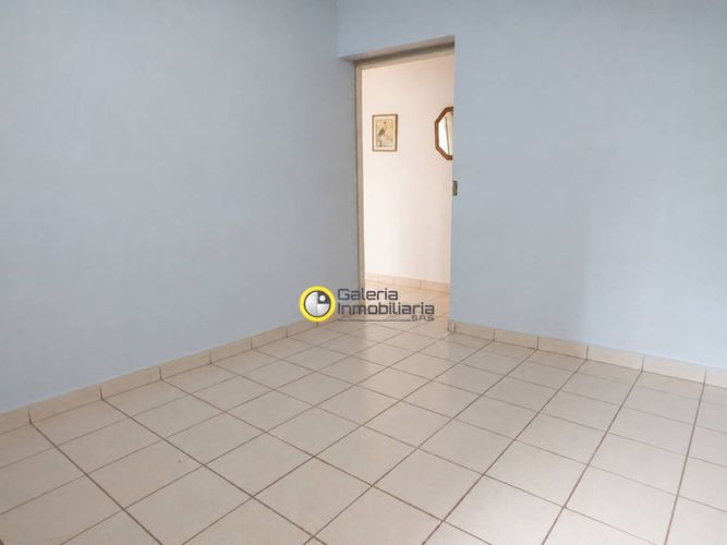 Casa de 3 alcobas en venta en Centro, Girón, 48 m² · foto 6 de 10