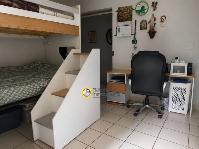Casa de 3 alcobas en venta en Centro, Girón, 48 m² · foto 7 de 10