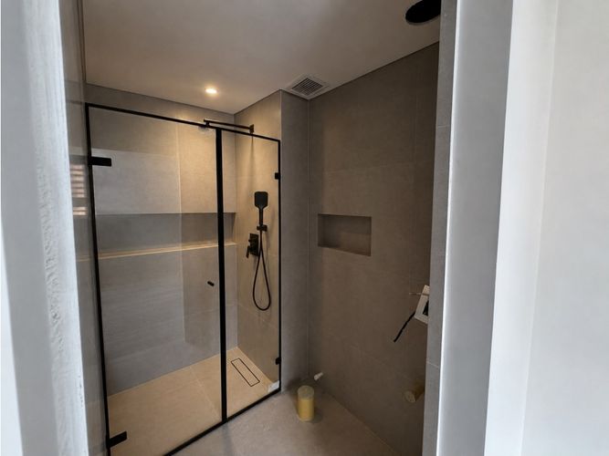 Apartamento de 2 alcobas en venta en Zona Industrial 1, Bello, 61 m² · foto 8 de 21