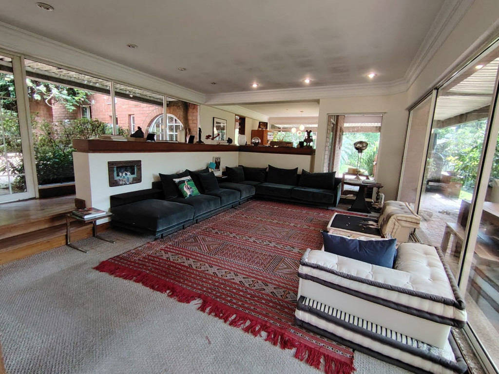 Casa en Arriendo en Loma del Escobero, Envigado