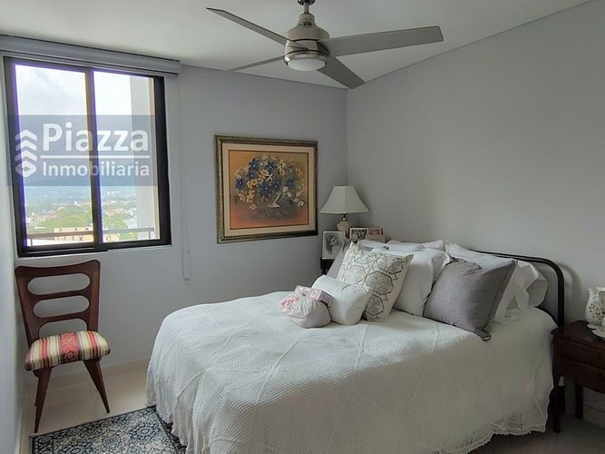 Apartamento de 3 alcobas en venta en Piedra Pintada, Ibagué, 136 m² · foto 18 de 24
