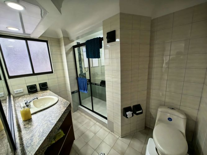 Apartamento de 3 alcobas en venta en Chico, Bogotá, 300 m² · foto 9 de 17
