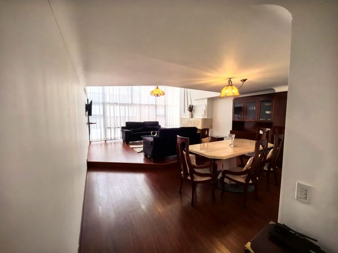 Apartamento de 3 alcobas en venta en Chico, Bogotá, 300 m² · foto 12 de 17