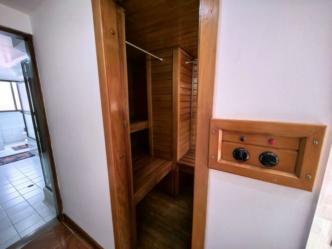 Apartamento de 3 alcobas en venta en Chico, Bogotá, 300 m² · foto 14 de 17