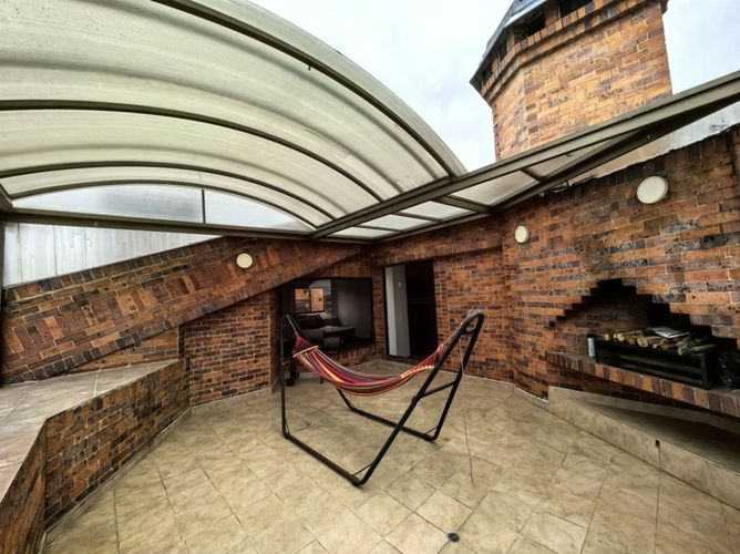 Apartamento de 3 alcobas en venta en Chico, Bogotá, 300 m² · foto 16 de 17