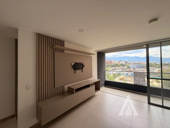 Apartamento de 2 alcobas en arriendo en Ciudad Del Río, Medellín, 86 m² · foto 4 de 12