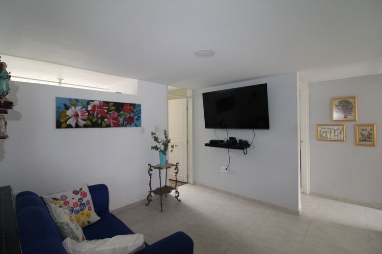 Apartamento de 3 alcobas en venta en Cañaveral, Floridablanca, 106 m² · foto 2 de 15
