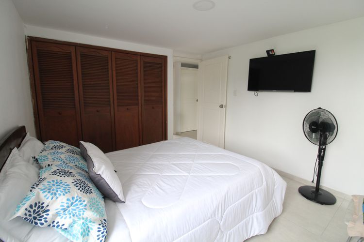 Apartamento de 3 alcobas en venta en Cañaveral, Floridablanca, 106 m² · foto 7 de 15