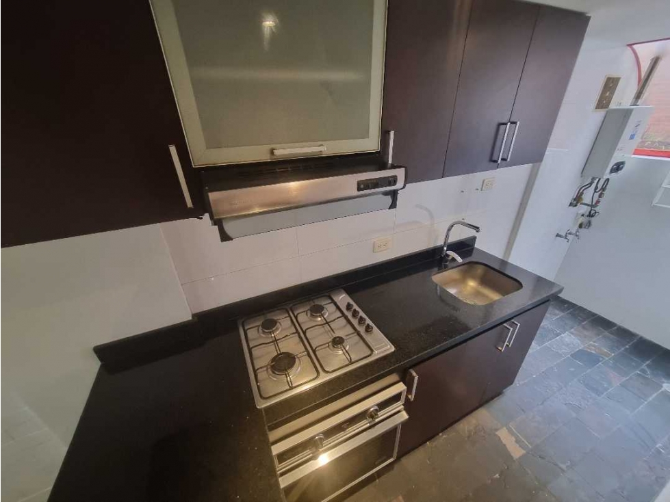 Apartamento en venta en Santa Barbara Central, Bogotá · foto 8 de 22