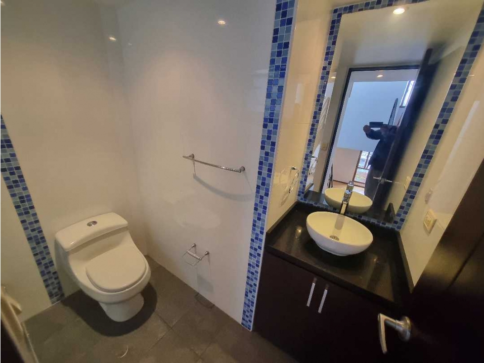 Apartamento en venta en Santa Barbara Central, Bogotá · foto 12 de 22