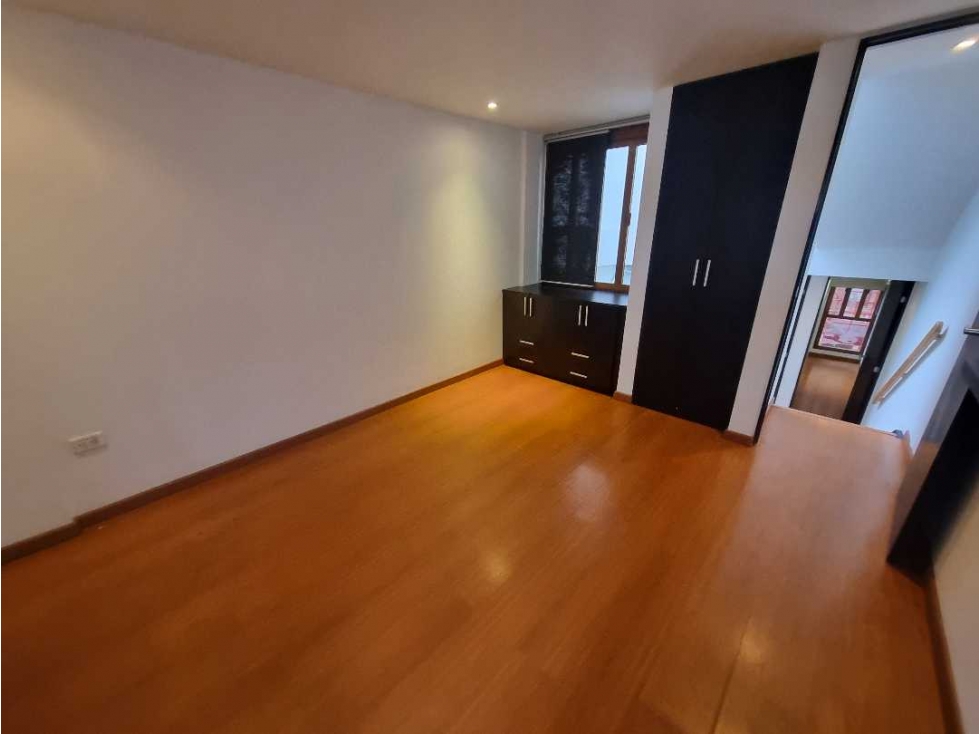 Apartamento en venta en Santa Barbara Central, Bogotá · foto 17 de 22