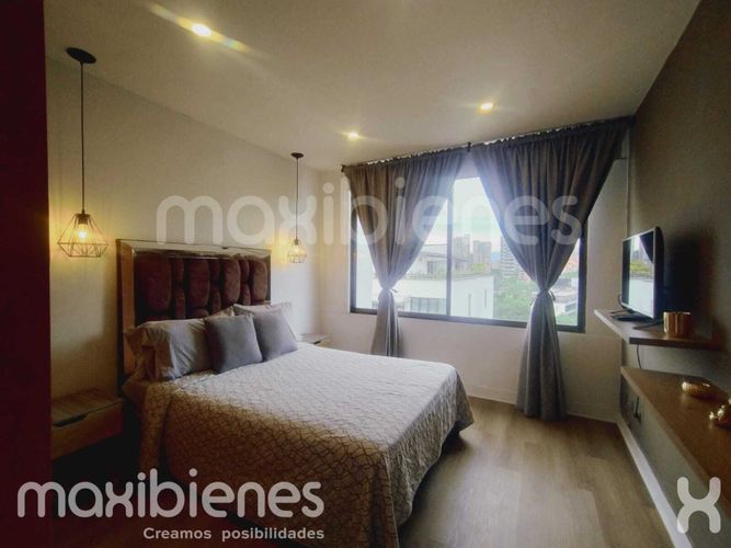 Apartamento de 4 alcobas en arriendo en La Florida, Medellín, 400 m² · foto 2 de 24