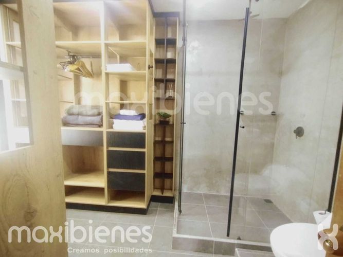 Apartamento de 4 alcobas en arriendo en La Florida, Medellín, 400 m² · foto 3 de 24