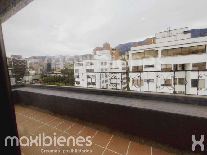 Apartamento de 4 alcobas en arriendo en La Florida, Medellín, 400 m² · foto 7 de 24