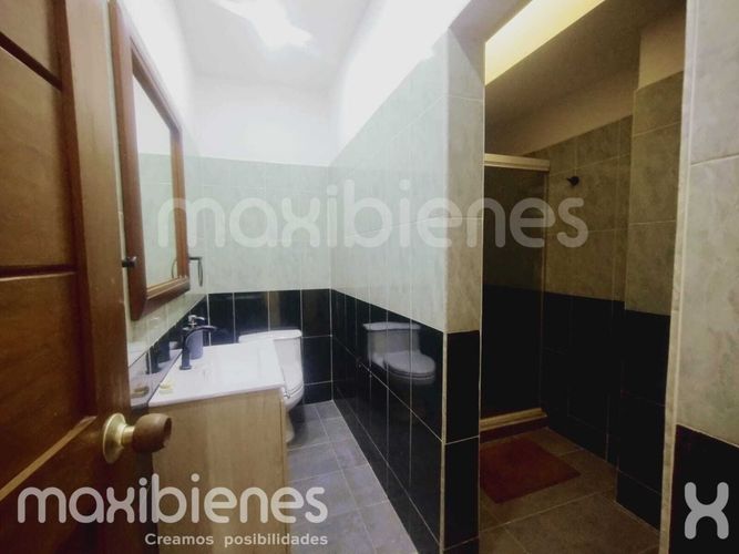 Apartamento de 4 alcobas en arriendo en La Florida, Medellín, 400 m² · foto 8 de 24