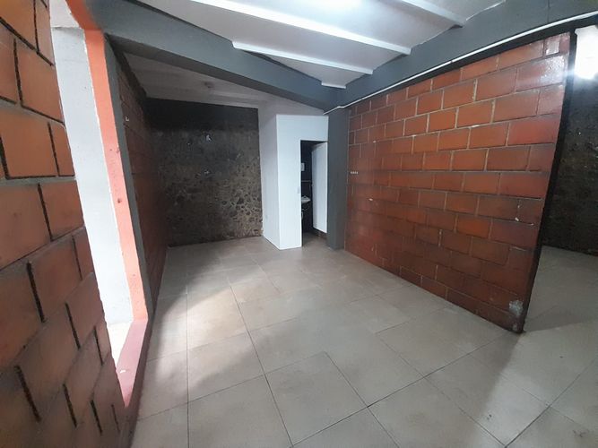Local en arriendo en Centenario, Manizales, 52 m² · foto 5 de 12