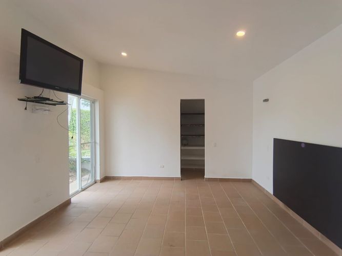 Casa de 3 alcobas en arriendo en La Morada, Jamundí, 360 m² · foto 14 de 24