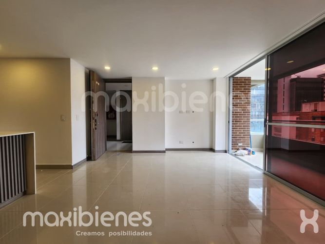 Apartamento de 3 alcobas en arriendo en Villa Carlota, Medellín, 106 m² · foto 5 de 17