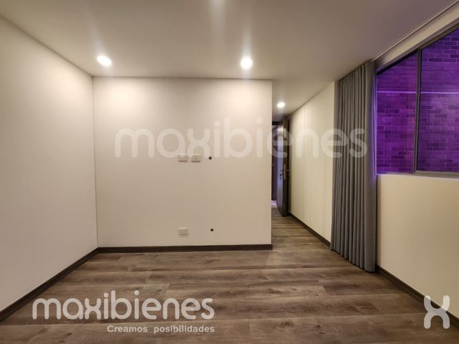 Apartamento de 3 alcobas en arriendo en Villa Carlota, Medellín, 106 m² · foto 9 de 17