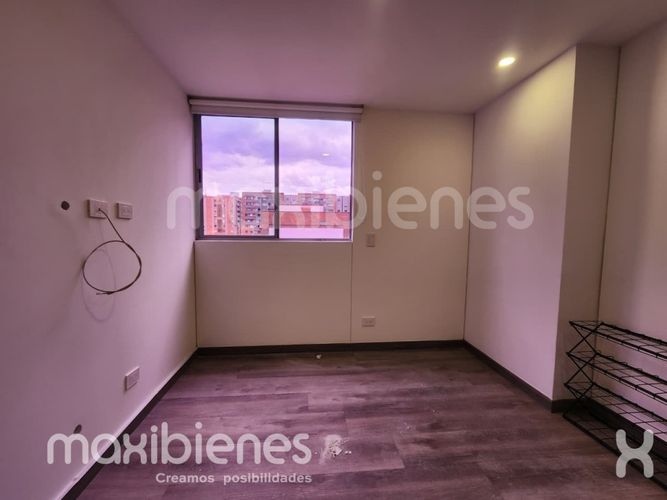Apartamento de 3 alcobas en arriendo en Villa Carlota, Medellín, 106 m² · foto 12 de 17