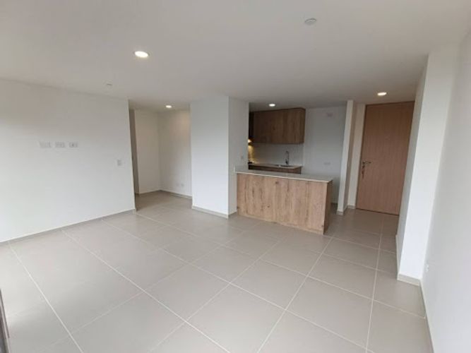 Apartamento de 3 alcobas en arriendo en San German, Medellín, 78 m² · foto 2 de 6