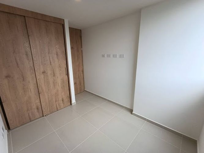 Apartamento de 3 alcobas en arriendo en San German, Medellín, 78 m² · foto 3 de 6