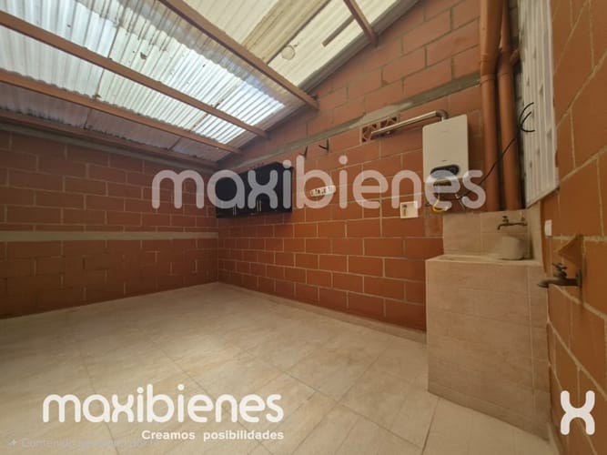 Casa de 2 alcobas en venta en El Porvenir, Rionegro, 58 m² · foto 13 de 14