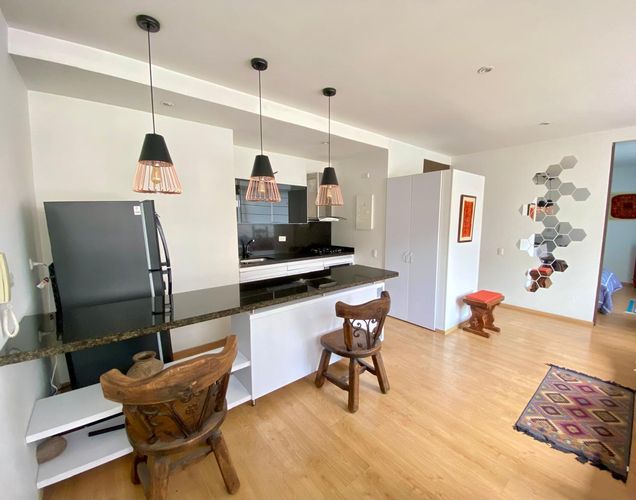 Apartaestudio en venta en Santa Barbara, Bogotá, 46 m² · foto 2 de 11