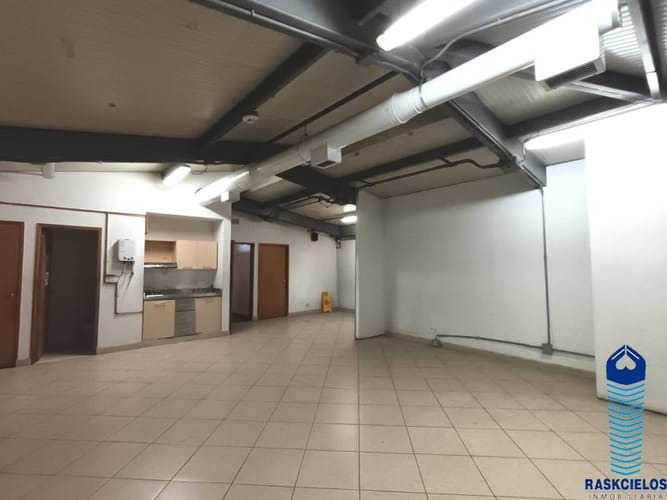 Edificio en arriendo en Conquistadores, Medellín, 2000 m² · foto 13 de 24