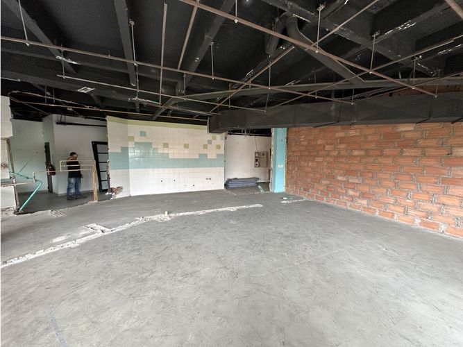 Local en venta en Milla De Oro, Medellín, 203 m² · foto 10 de 10