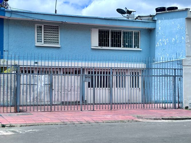 Casa en venta en Polo Club, Bogotá · foto 3 de 24
