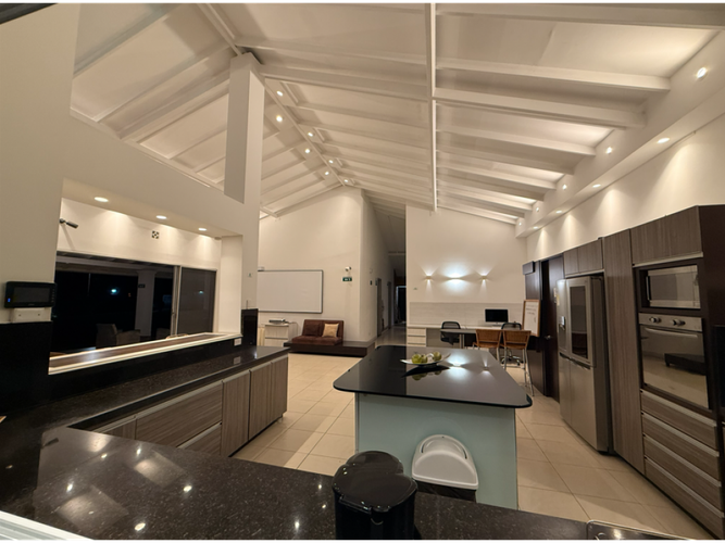 Casa de 11 alcobas en venta en Via La Tebaida, Armenia, 1500 m² · foto 12 de 24
