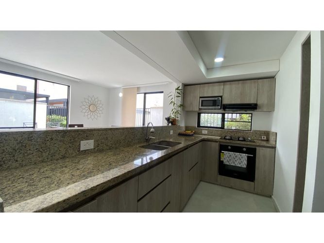 Casa de 3 alcobas en venta en Parque Natura, Jamundí, 112 m² · foto 2 de 23