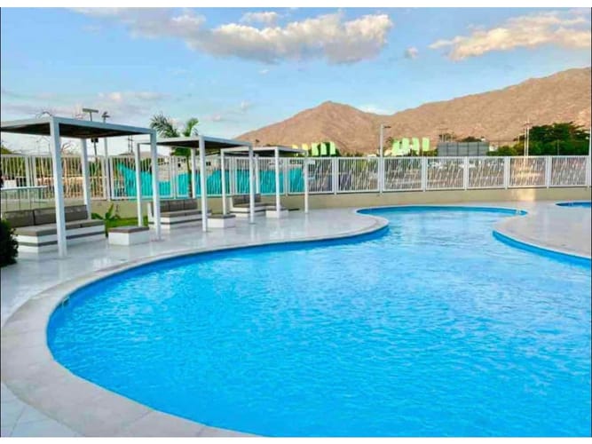 Apartamento de 1 alcoba en venta en Pozos Colorados, Cali, 65 m² · foto 3 de 24